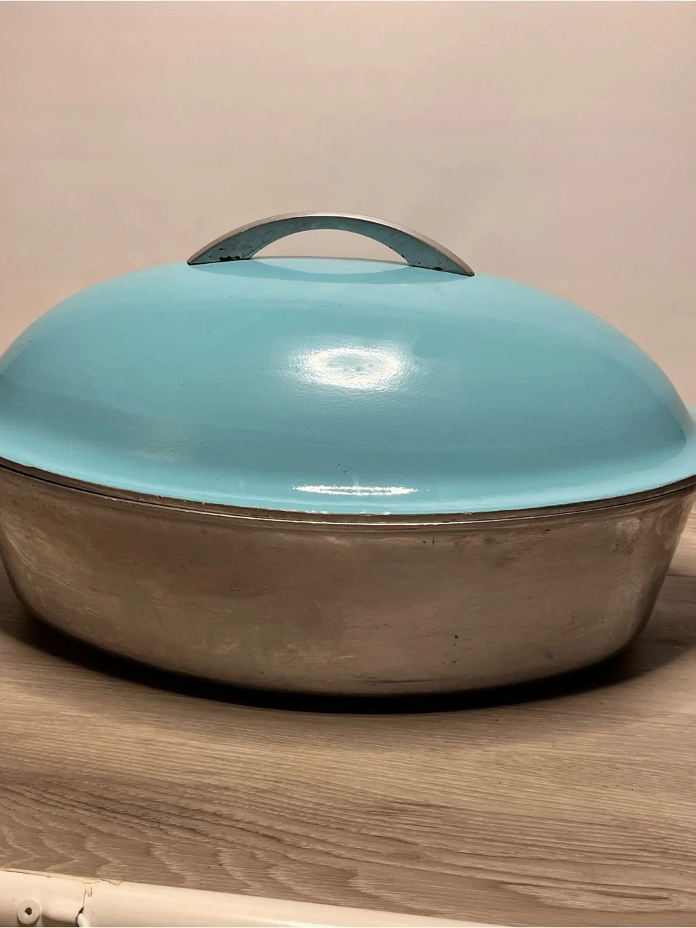 Turquoise Covered Roasting Pan with Handle - Unbranded